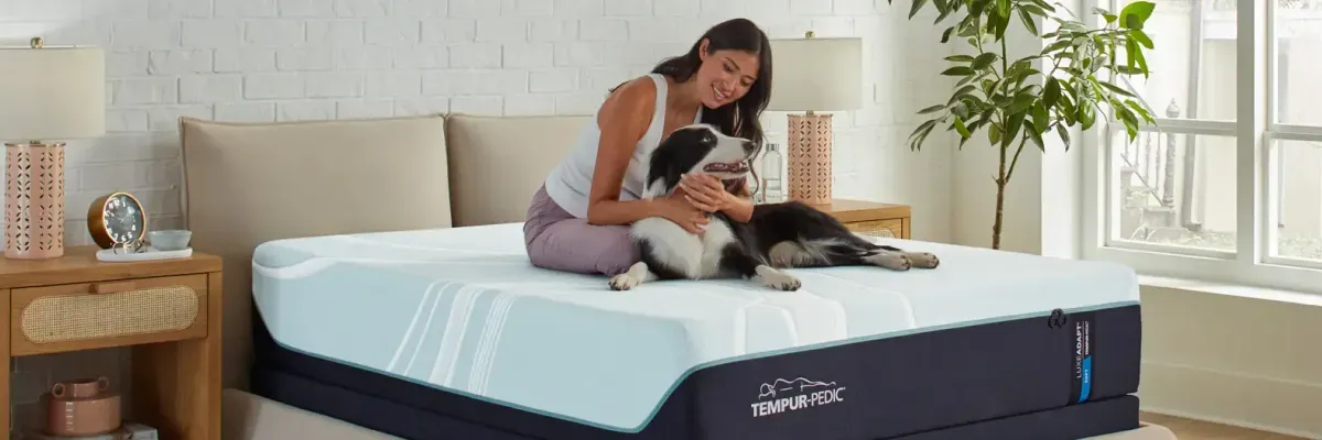 tempur-with-dog-on-bed